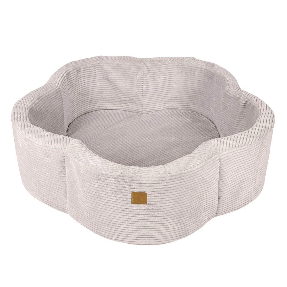 Pool Aesthetic Kvet - Dry Pools - Meowbaby