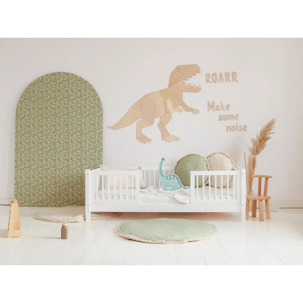 Puinen Seinätaulu: Pidä Meteliä Roarr - 140cmx15cm - Seinäkoriste - Cut It Now