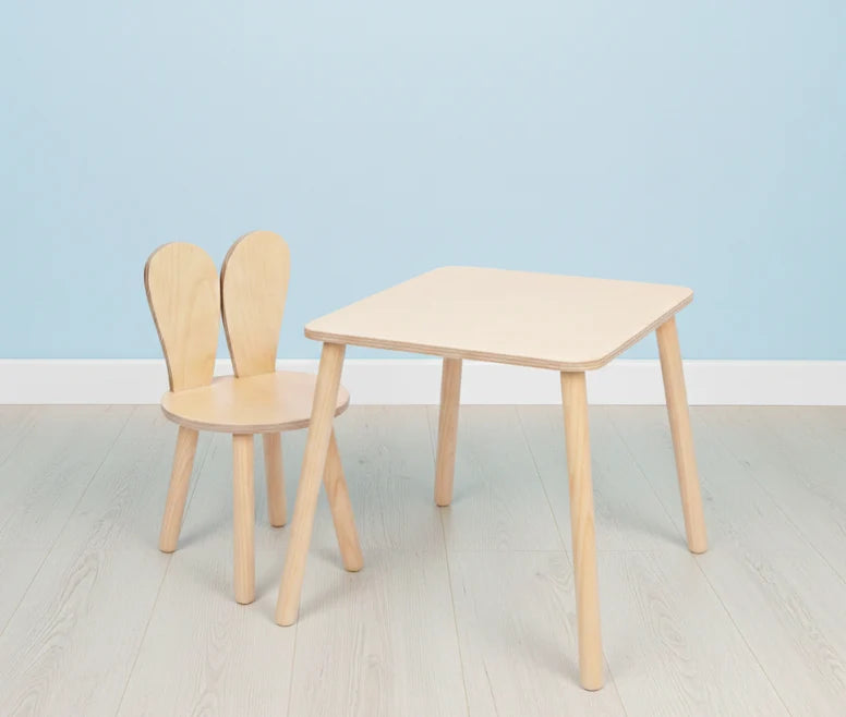 Ensemble table et chaise en bois pour enfant – lapin