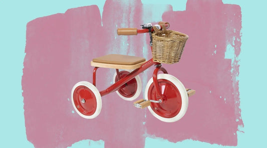 How and when to teach children to ride a tricycle