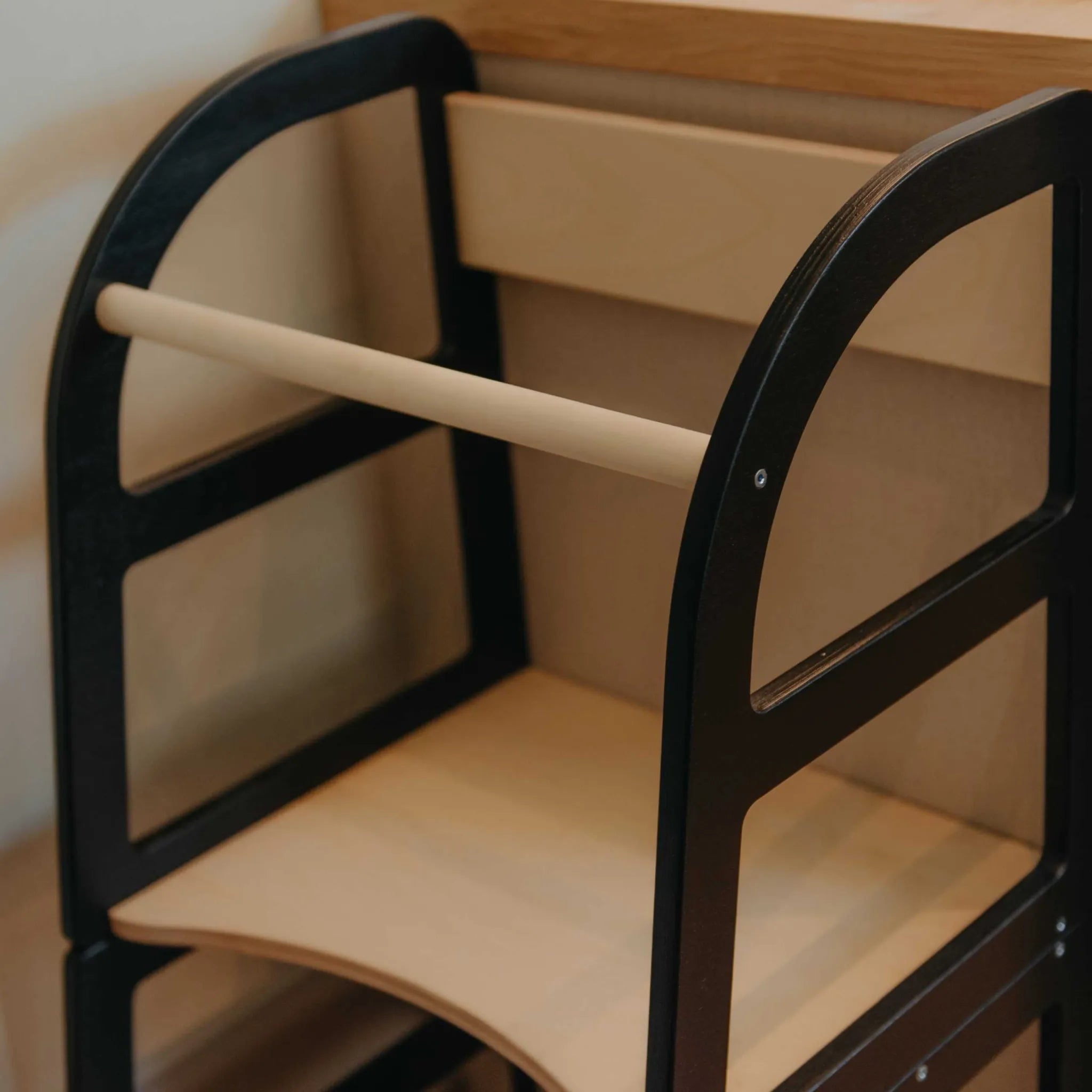 2v1 Transformovateľná Kuchynská Stolička - Veže - Leg&go