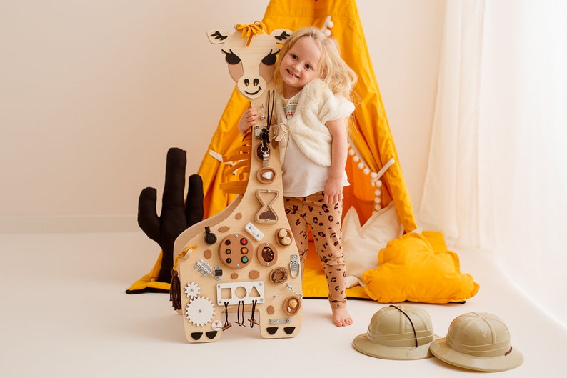 Busy Board - Giraffe Franka - Décorations - Foxy Family - KiiDS.SHOP