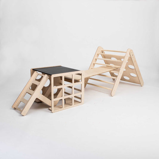 Transformovateľný trojuholník + lezecká kocka + stôl a stolička + rampa - Lezecké kocky - Sweet Home From Wood - KiiDS.SHOP