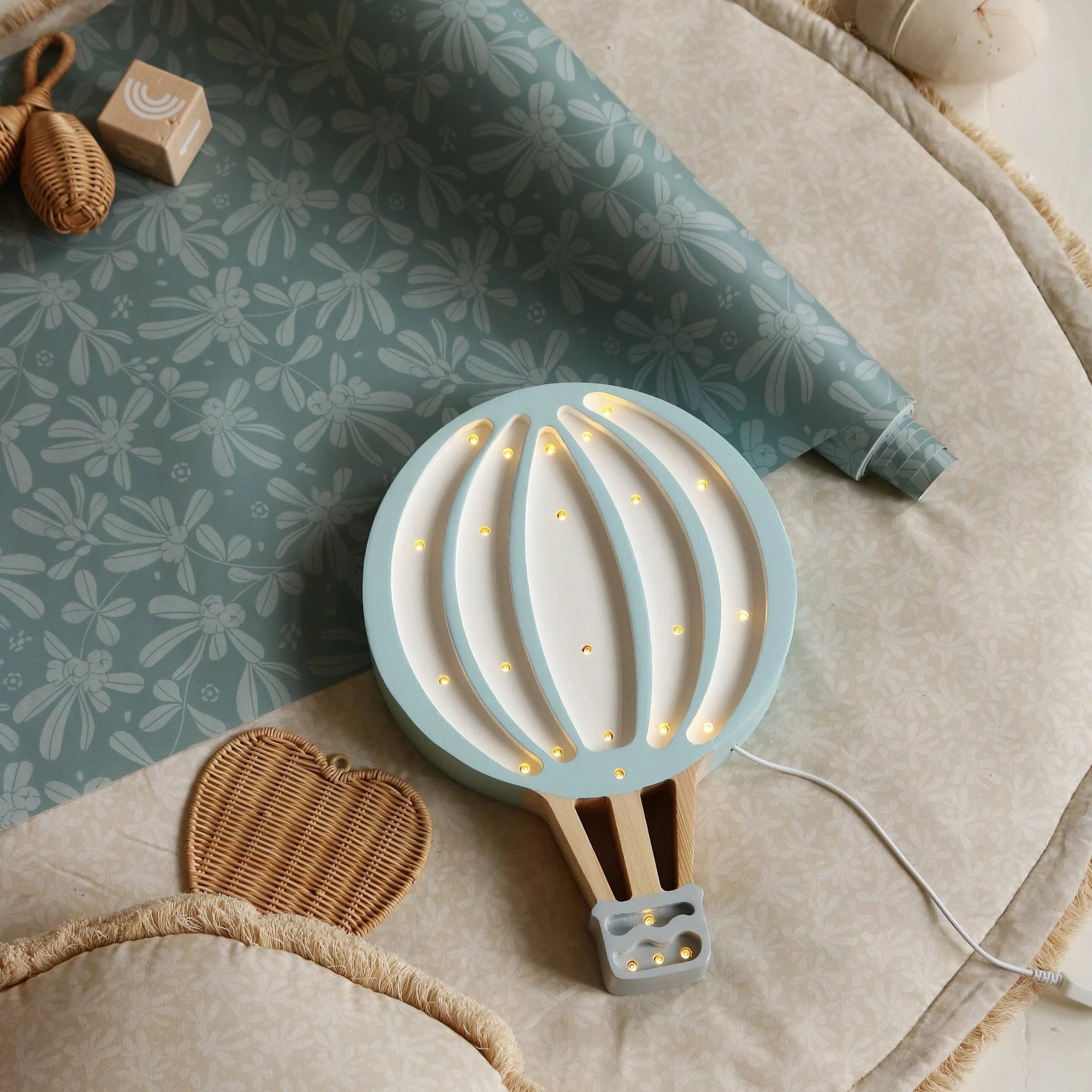 Balloon Lamp - Wooden Lamps - Little Lights