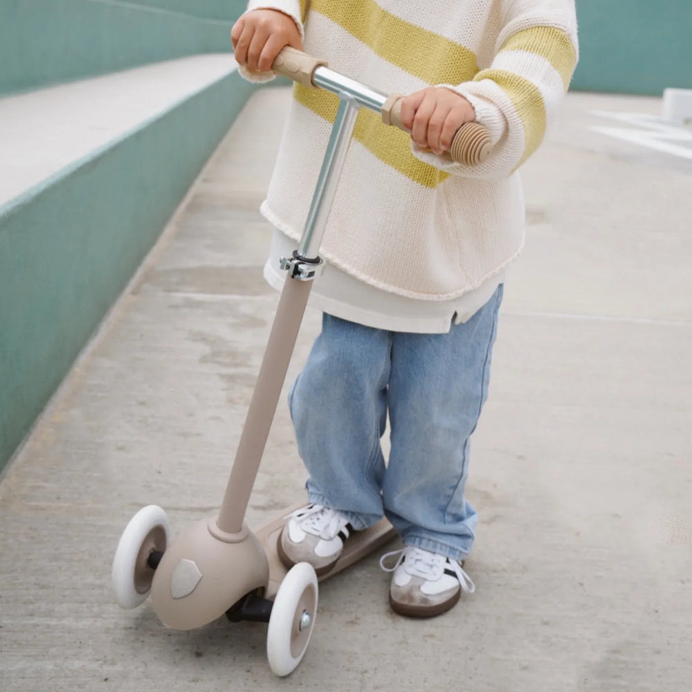 Banwood Eco Three-Wheel Scooter - Sand - Scooters