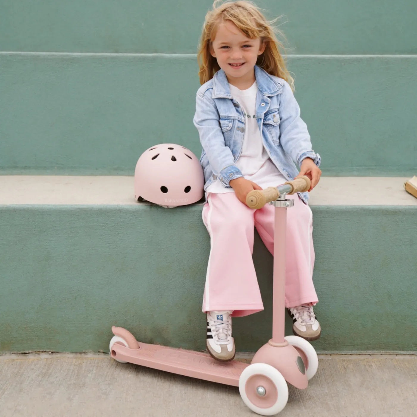 Banwood Helmet Dusty Pink - Helmets and Protectors - Banwood