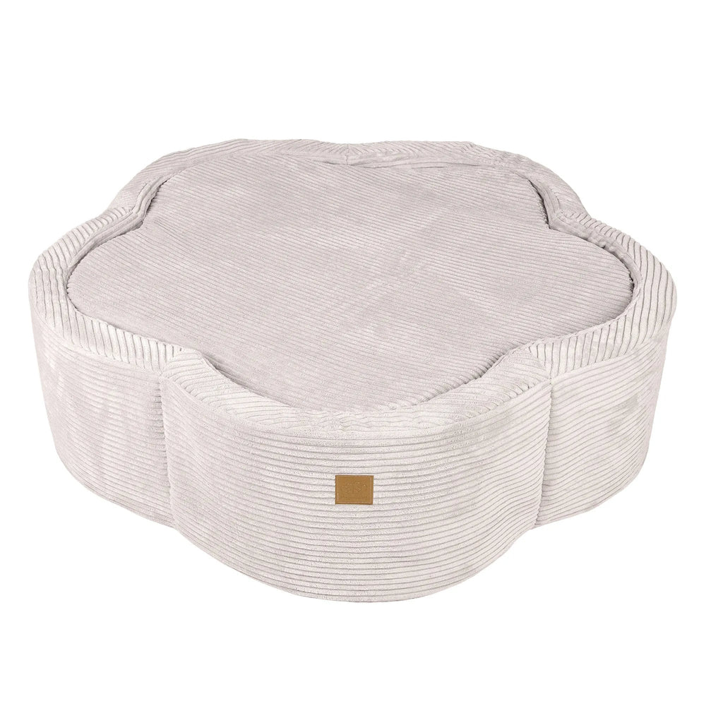 Pool Aesthetic Kvet - Dry Pools - Meowbaby