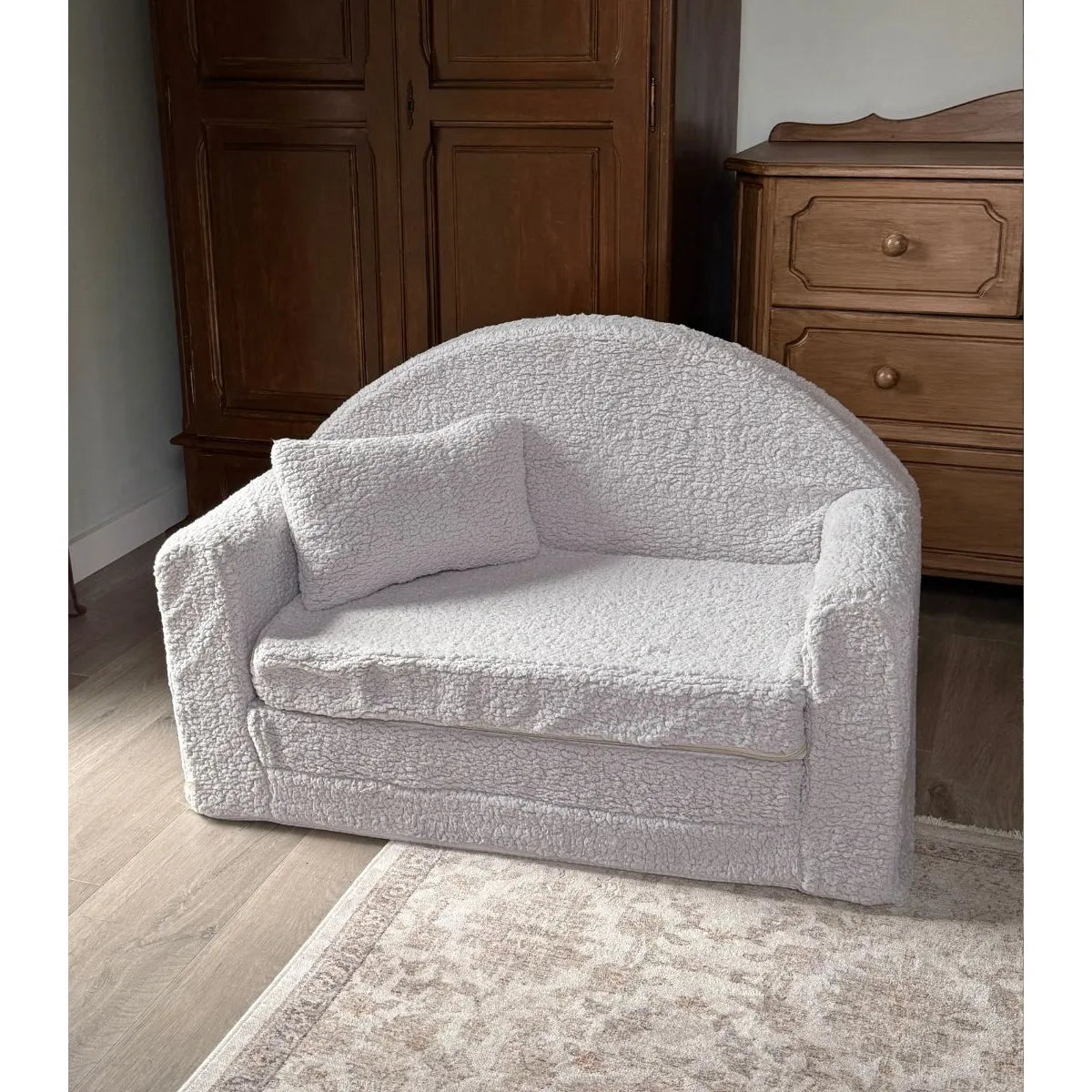 Mini Rozkladacia Pohovka – Sivá - Pohovky - Muzpony