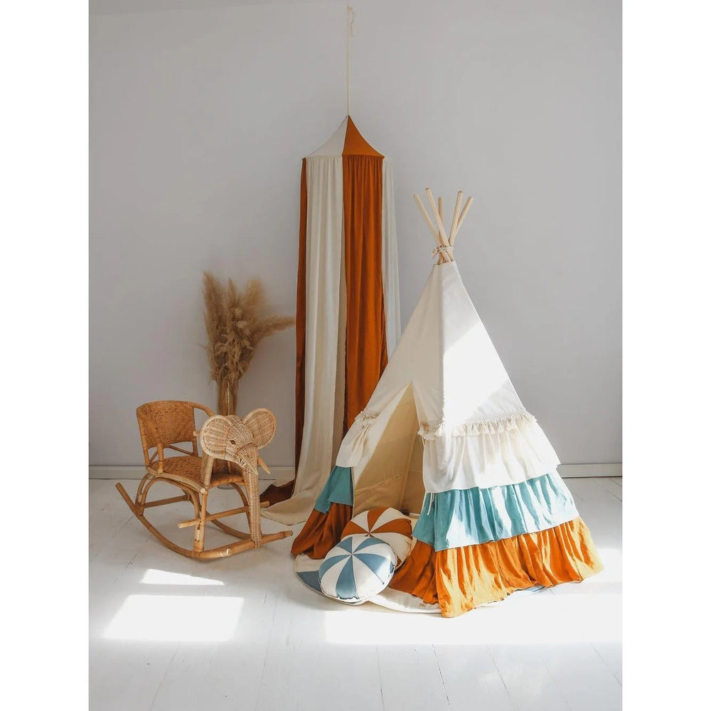 Cirkusový Teepee so Strapcami a Hnedo-béžovou Podložkou - Teepee - Moi Mili