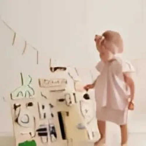 Xl Domček Manipulačná Tabuľa Pastelová - Montessori - Foxy Family