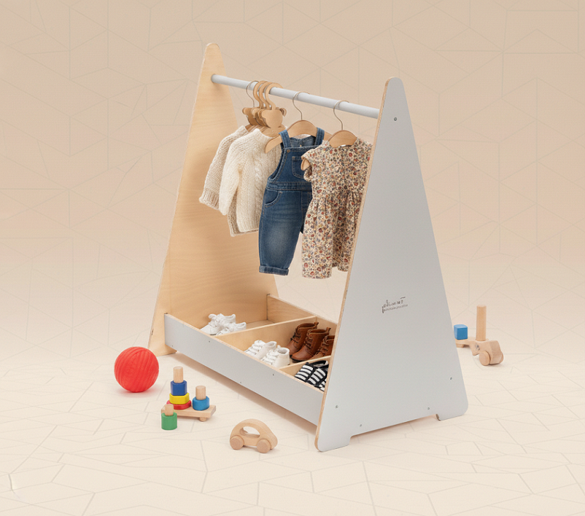 Clothing rack – handcrafted kids’ furniture