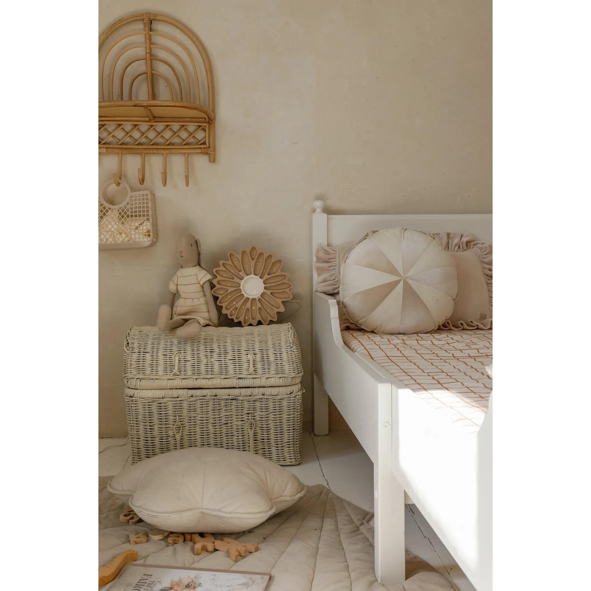 Daisy Lampa Cappuccino Dots - Trälampor - Little Lights