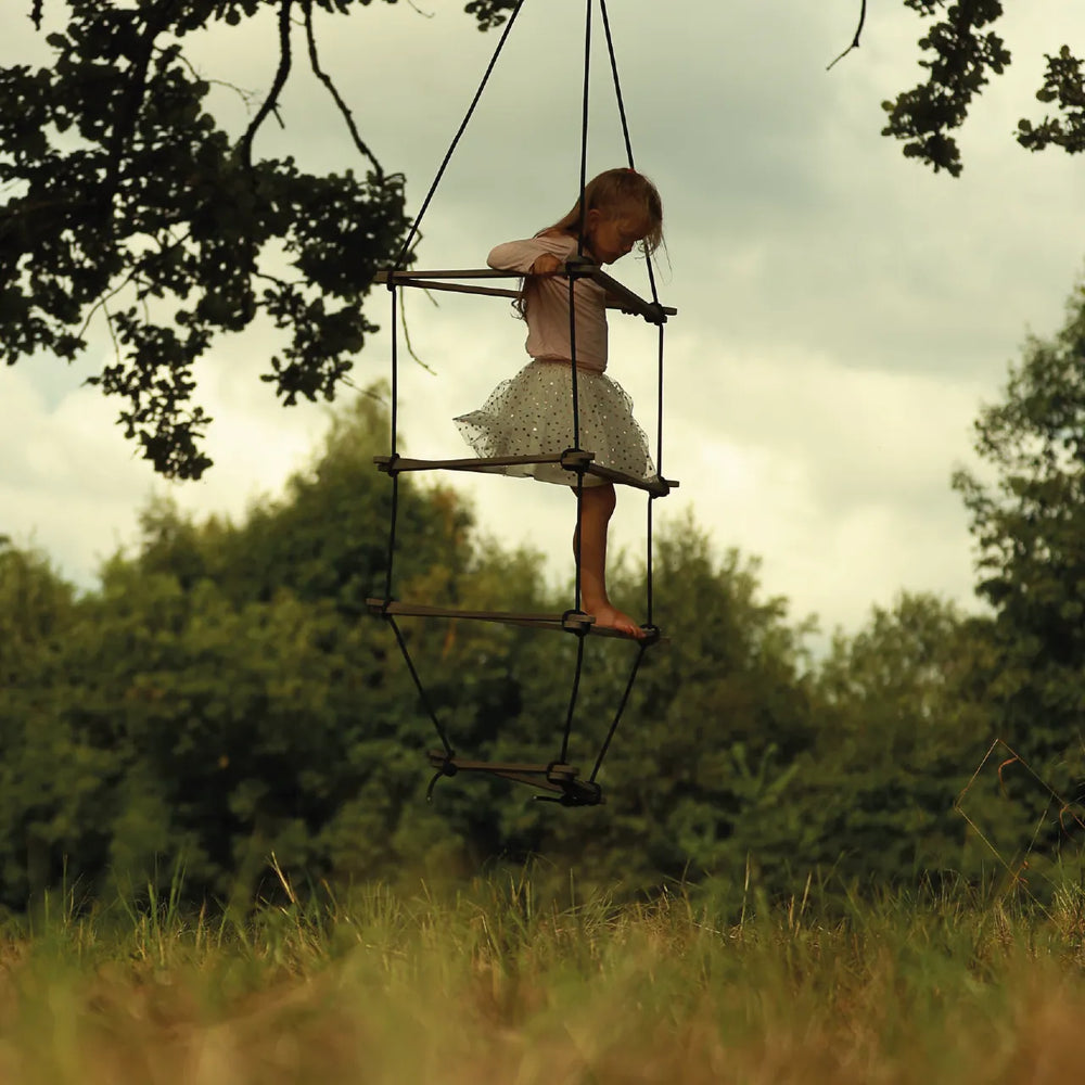 Triangle Swing - Rope Ladder - Katehaa