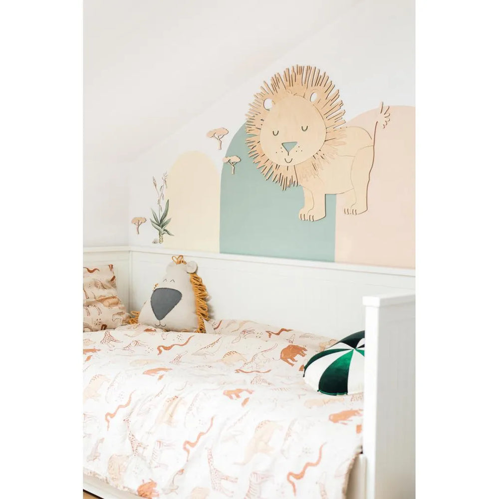 Lev - Drevená Nástenná Dekorácia v Safari štýle Veľkosť s - 65cmx75cm - Nástenná - Cut It Now