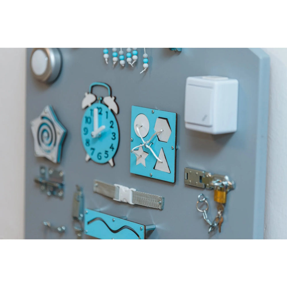 Montessori Holzbretthaus - Blau - Unlimitedkids