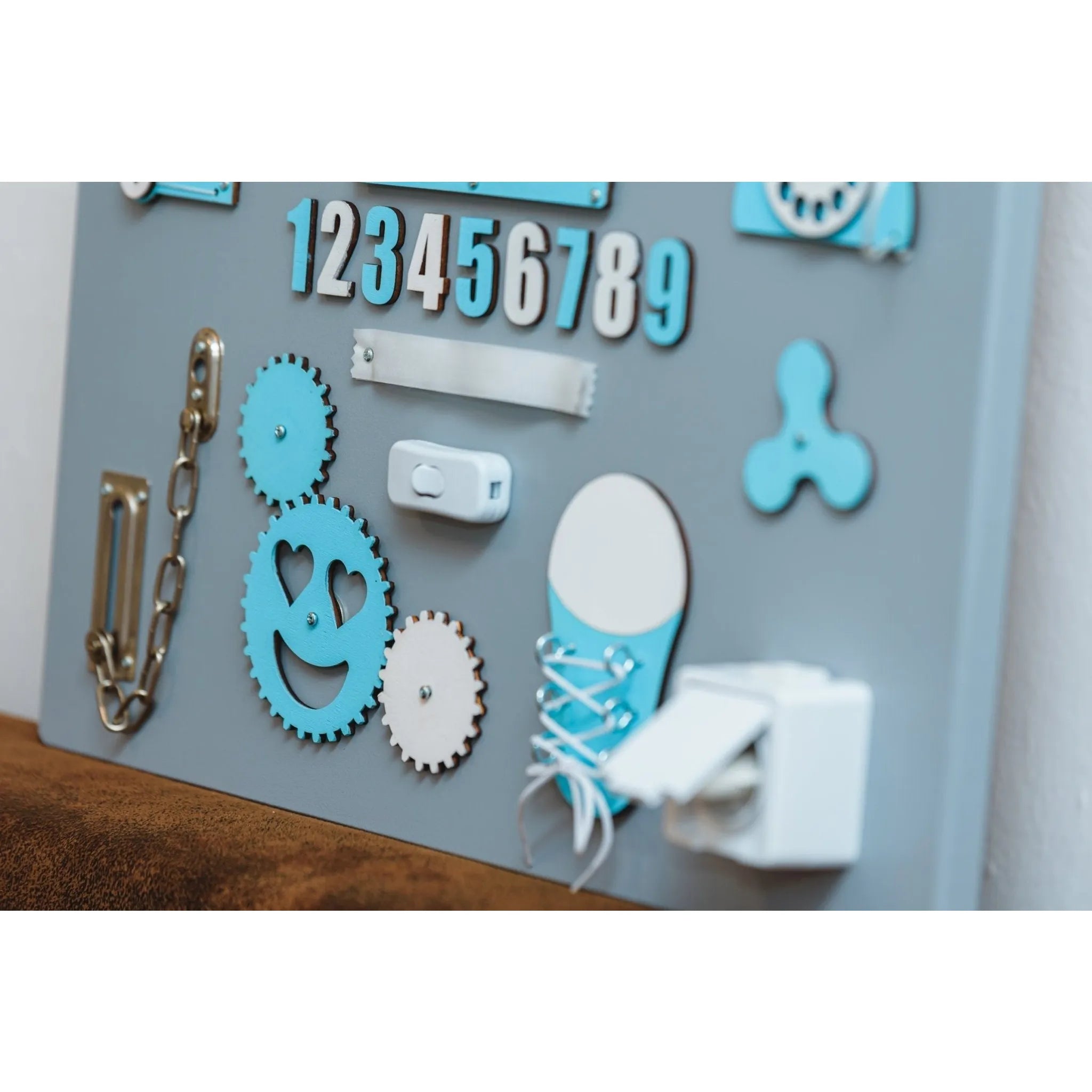 Montessori Holzbretthaus - Blau - Unlimitedkids