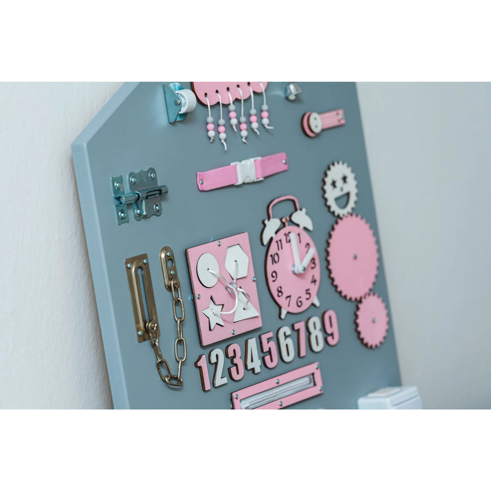 Montessori-Holzbretthaus - Rosa - Unlimitedkids