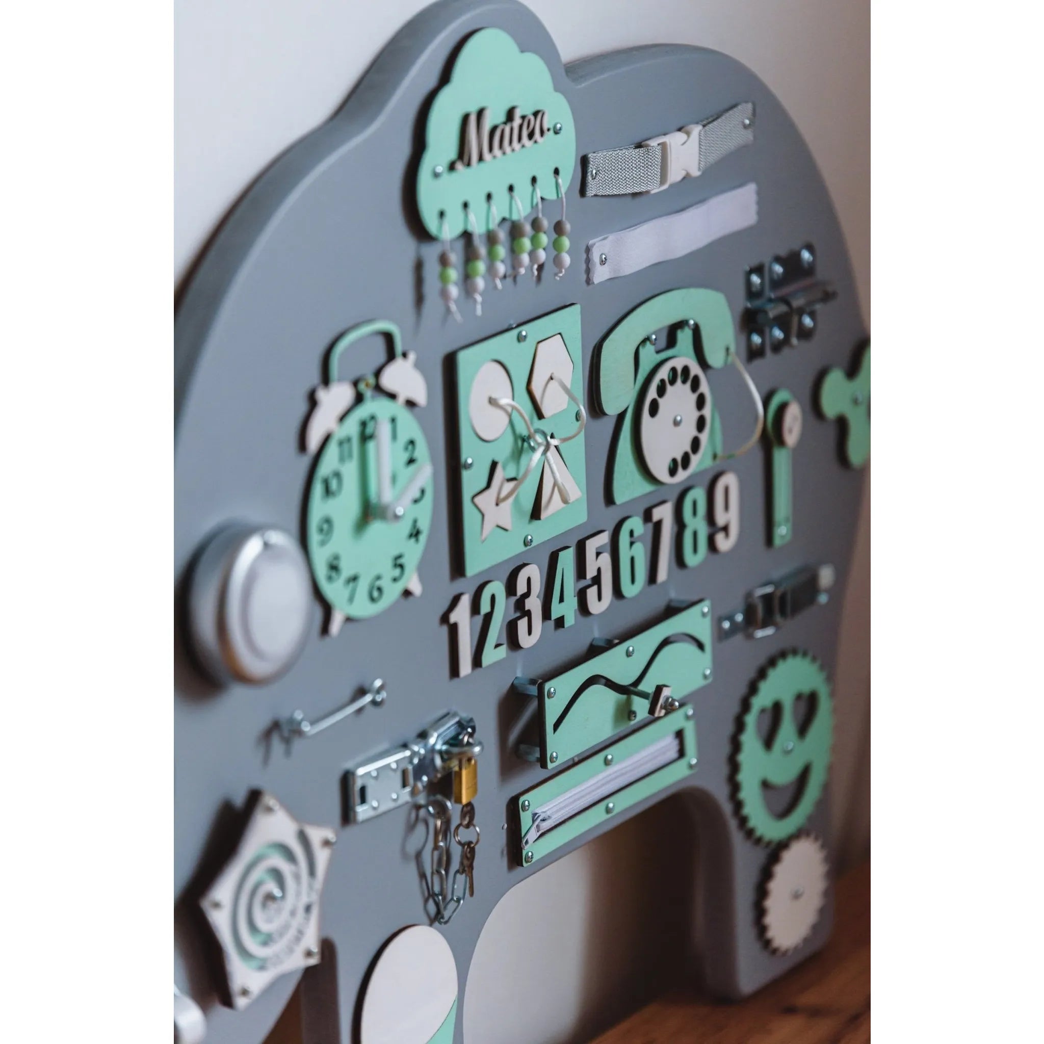 Montessori Wooden Board Elephant - Green - Unlimitedkids