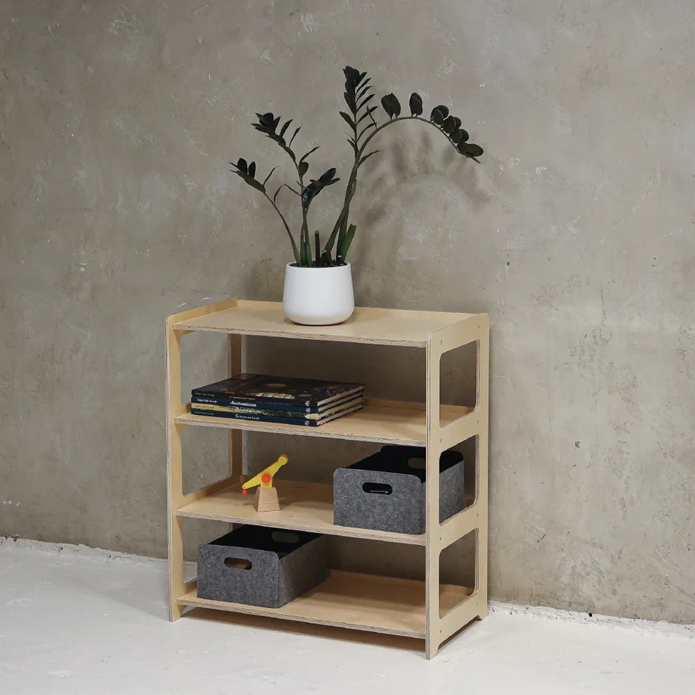 Montessori Police se čtyřmi Sekcemi - Police - Katehaa