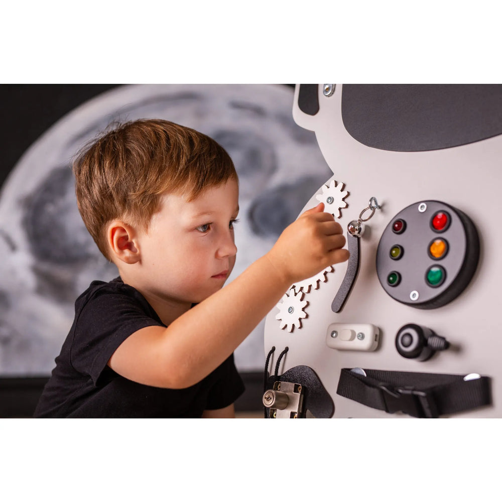 Tablero Montessori - Astronauta Jan - Familia Foxy