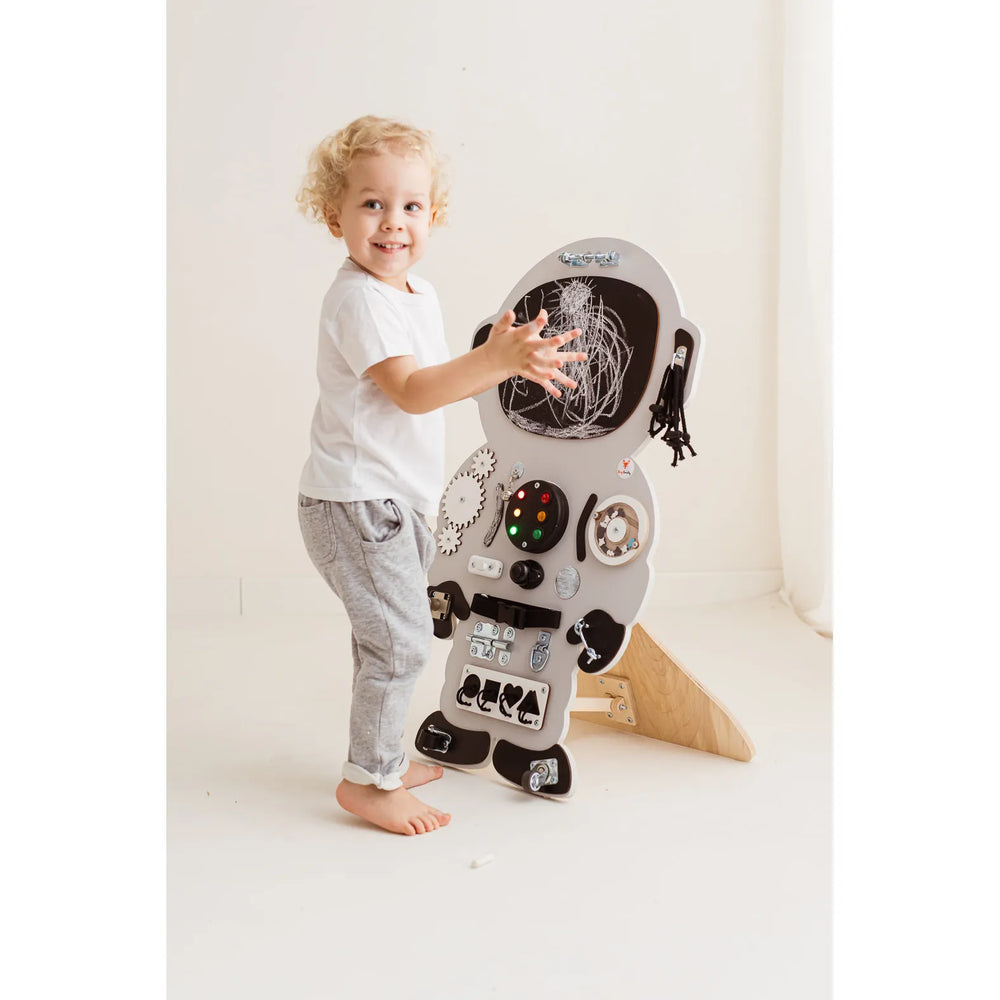 Tablero Montessori - Astronauta Jan - Familia Foxy