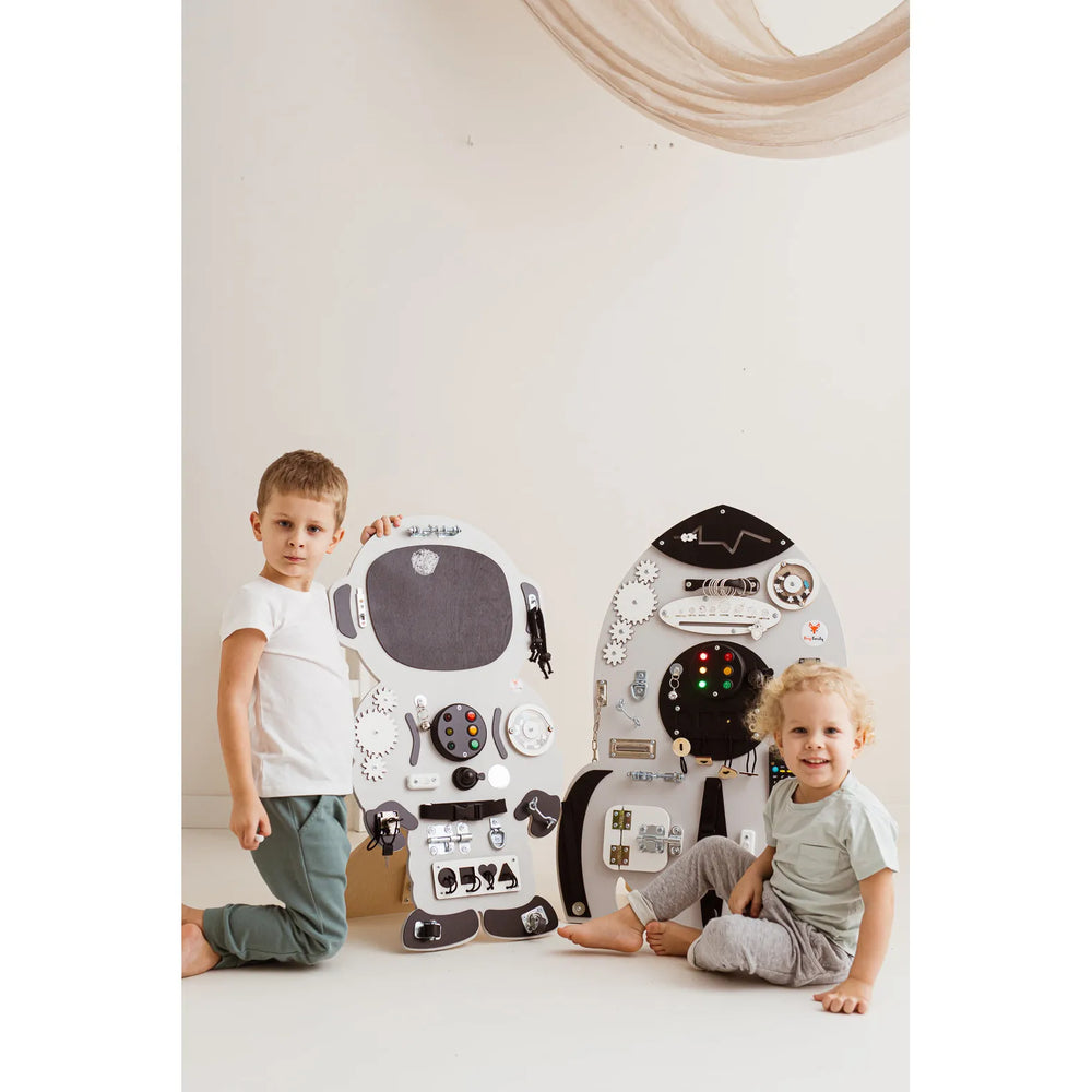 Tablero Montessori - Astronauta Jan - Familia Foxy