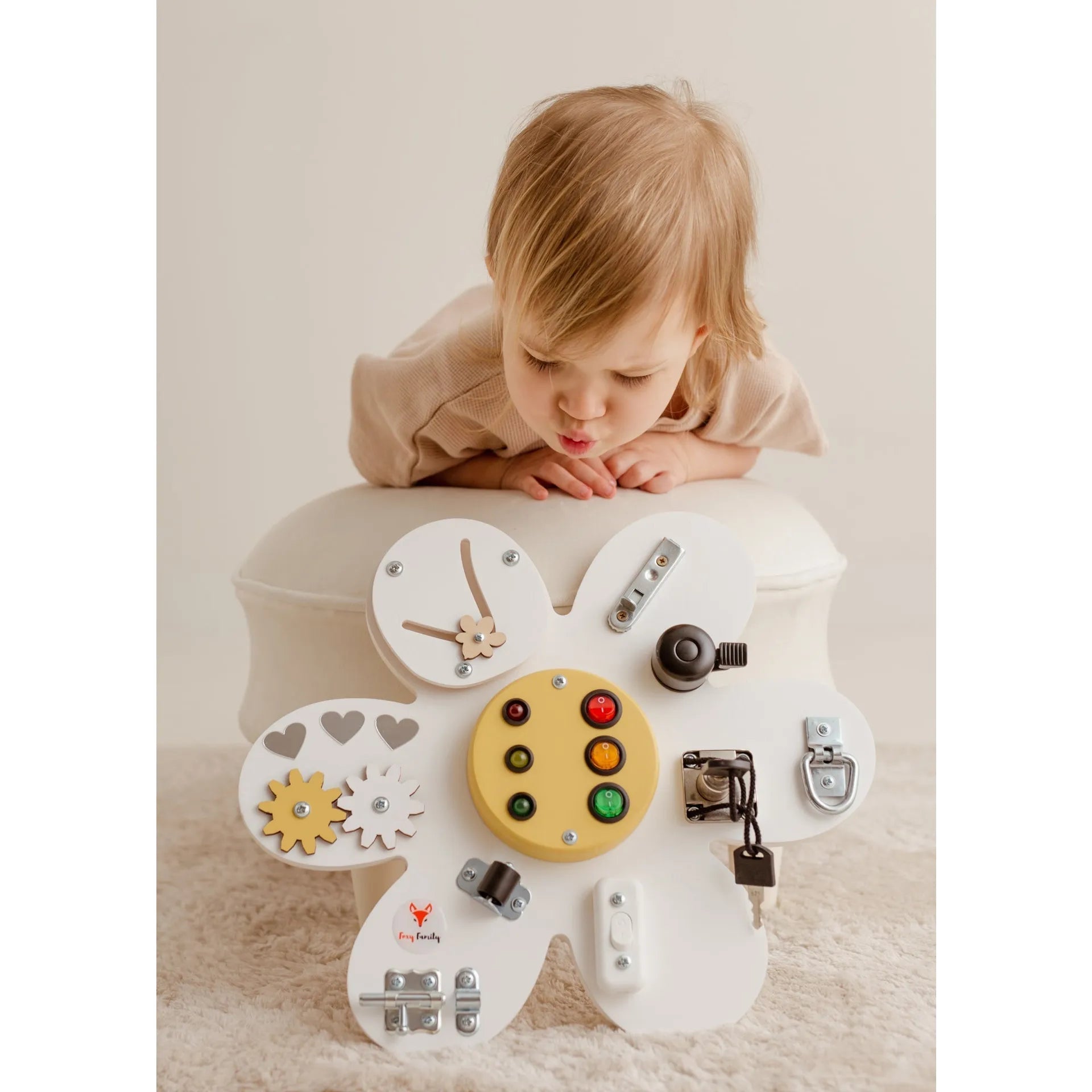 Montessori Blackboard - Daisy - Foxy Family