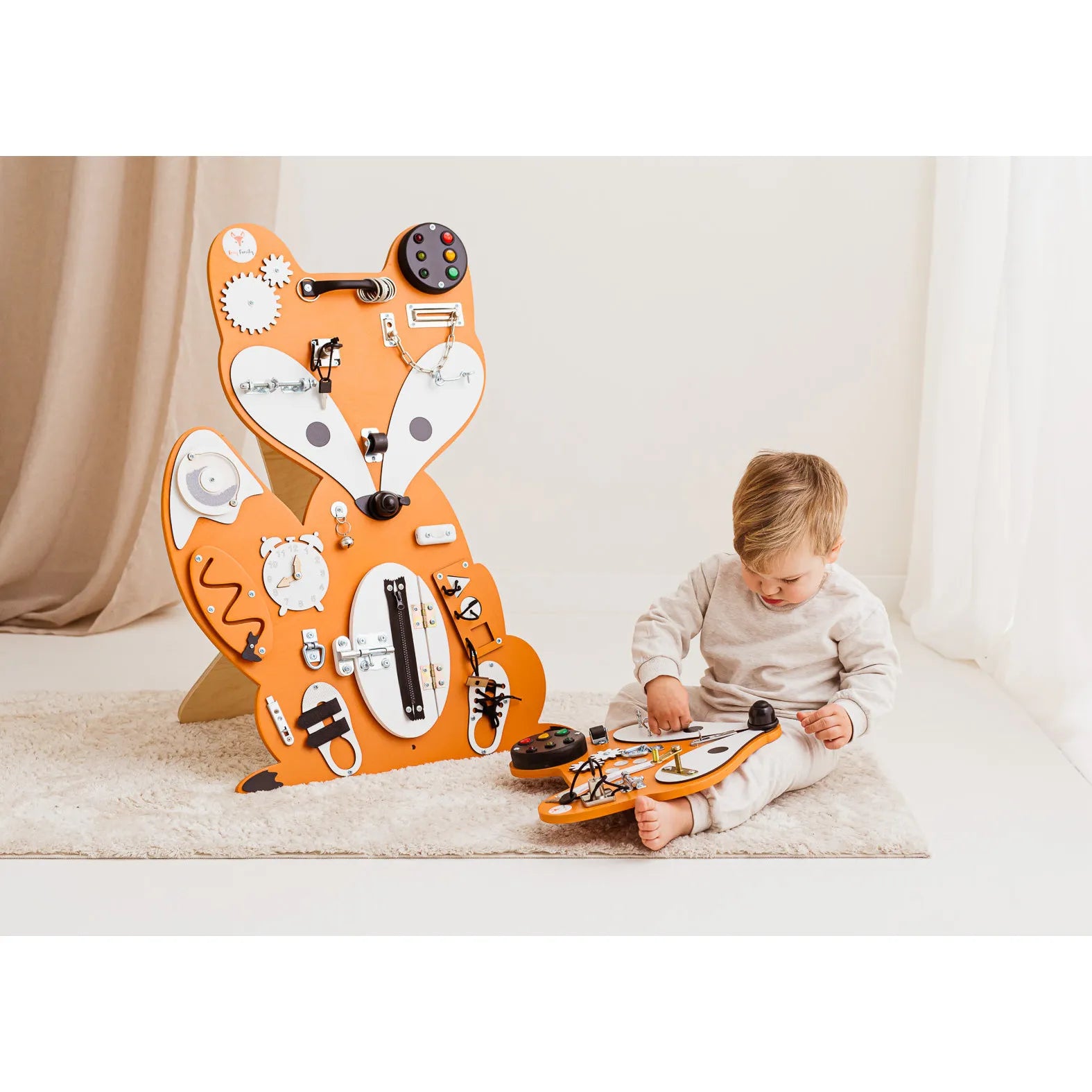 Tableau noir Montessori - Foxy Hubbie - Foxy Family