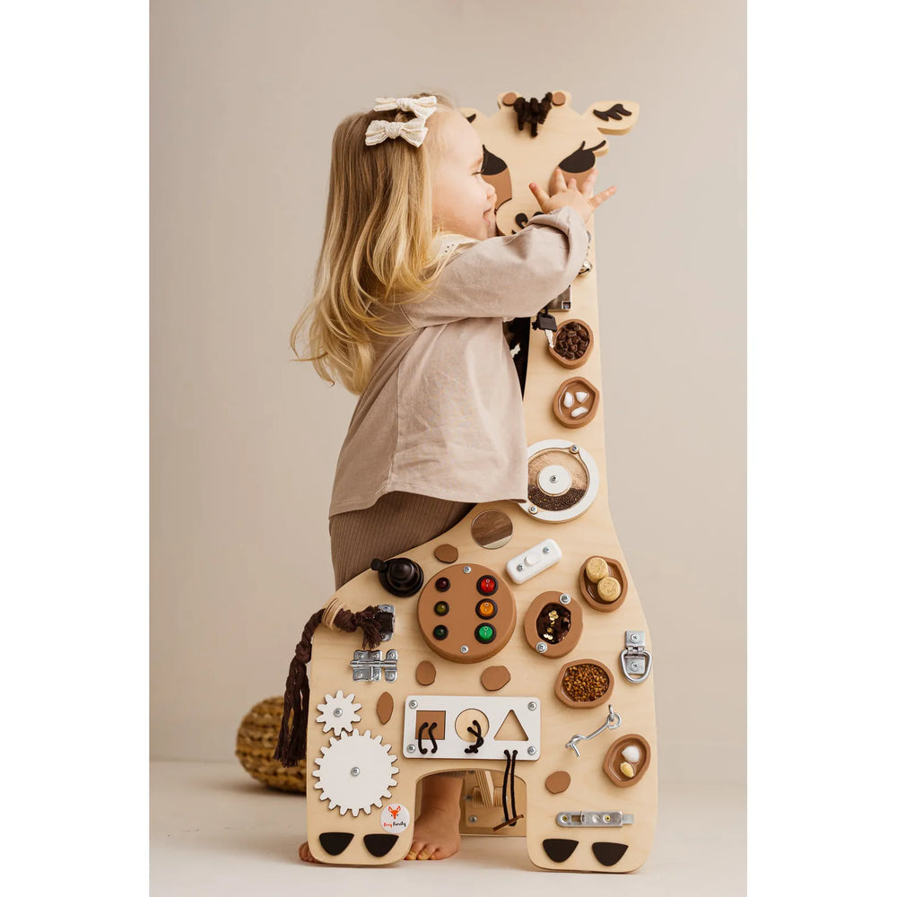 Montessori Blackboard - Franka the Giraffe - Foxy Family