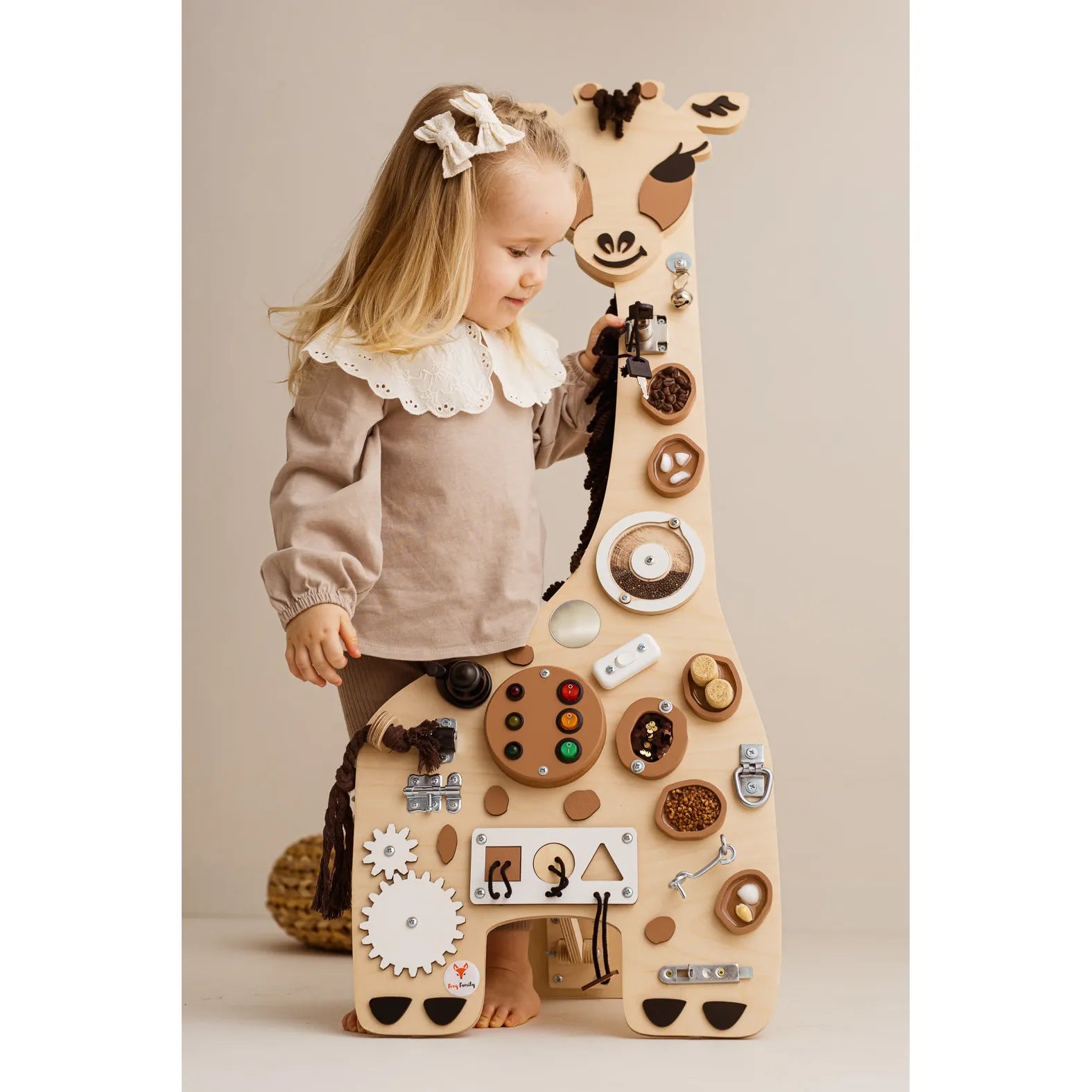 Montessori Blackboard - Franka the Giraffe - Foxy Family