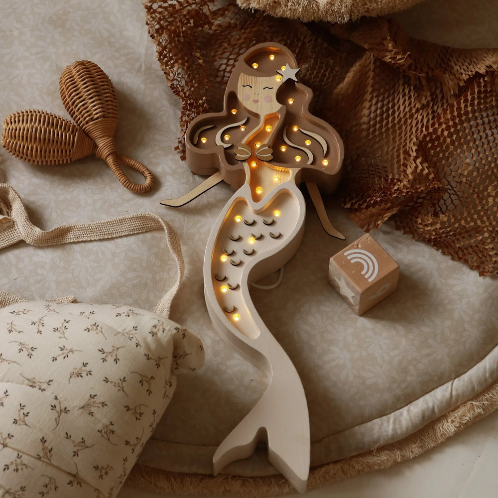 Mořská Panna Lampa - Little Lights - Dřevěné Lampy
