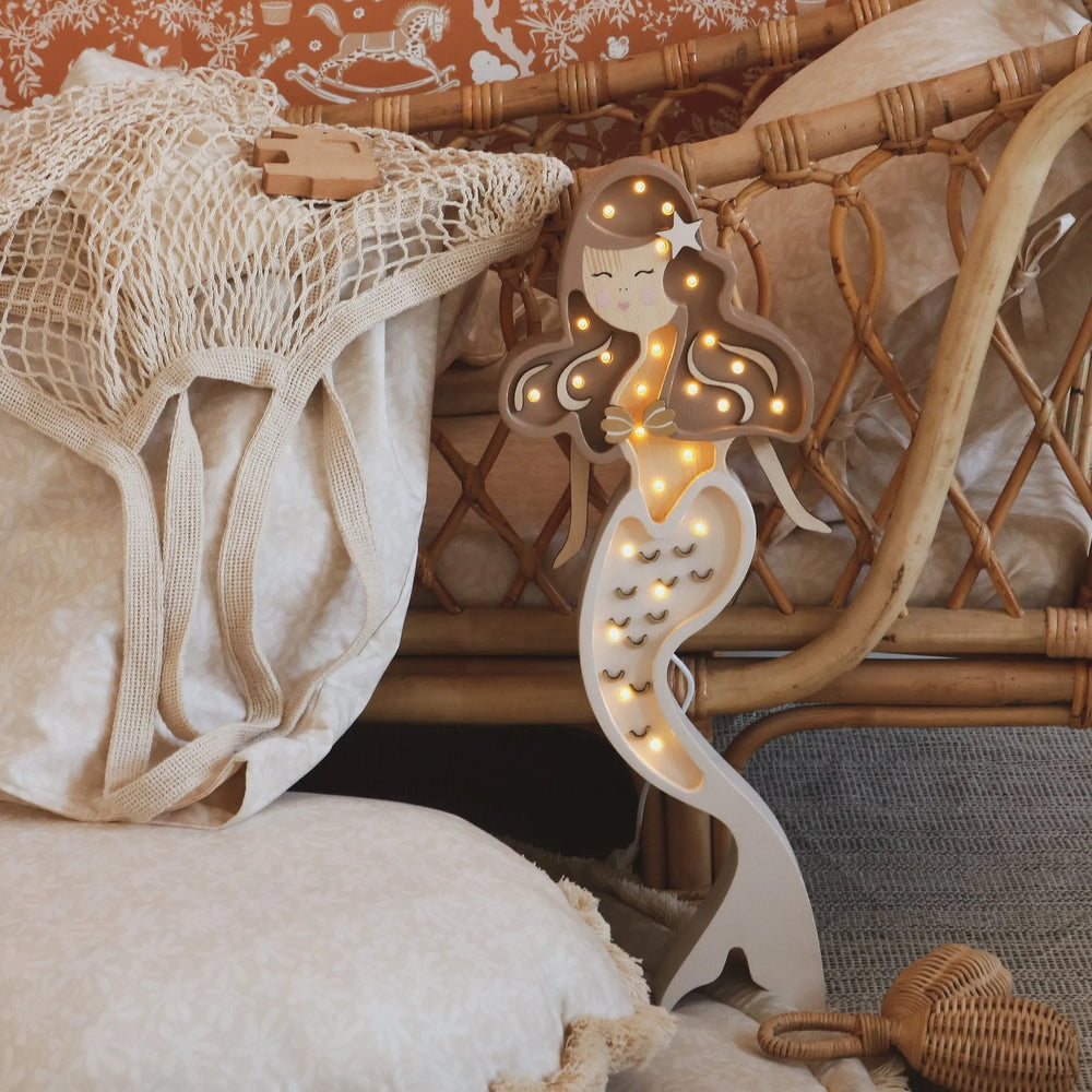 Mořská Panna Lampa - Little Lights - Dřevěné Lampy