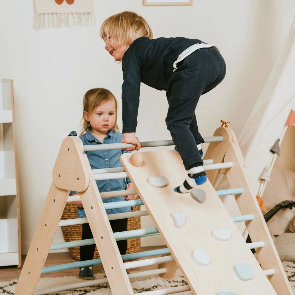 Piklerová Triangle - Leg&go - Leg&go