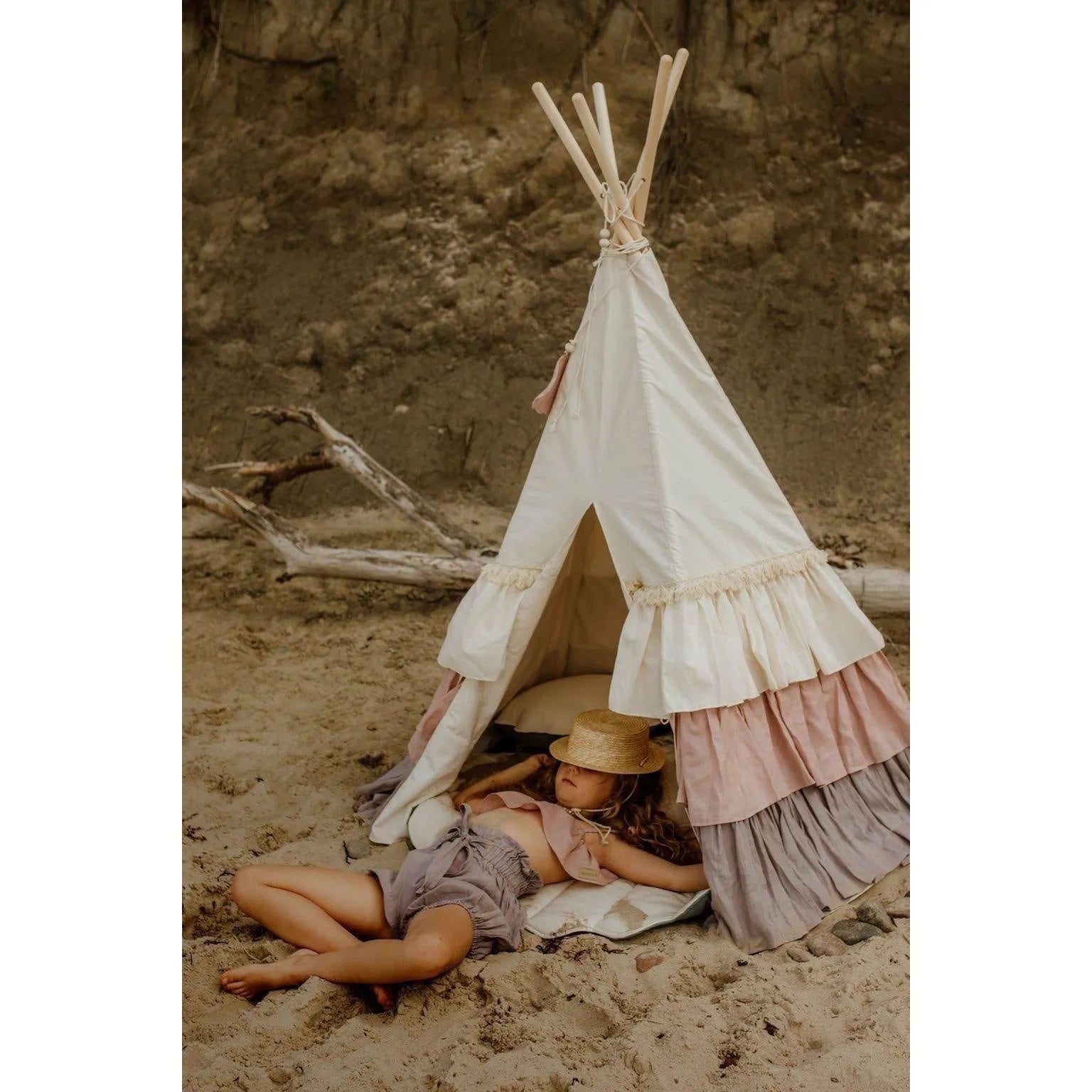 Teepee Tent with Pad - with Tassels - Moi Mili