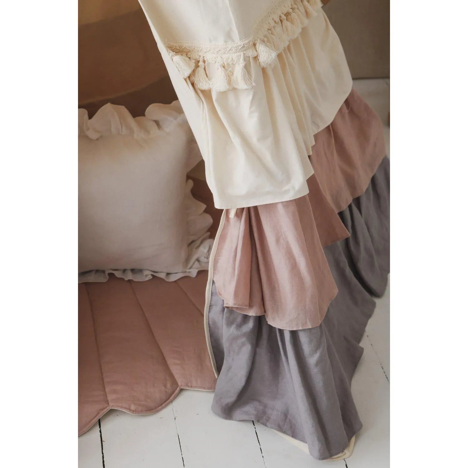 Teepee Tent - with Ruffles - Moi Mili