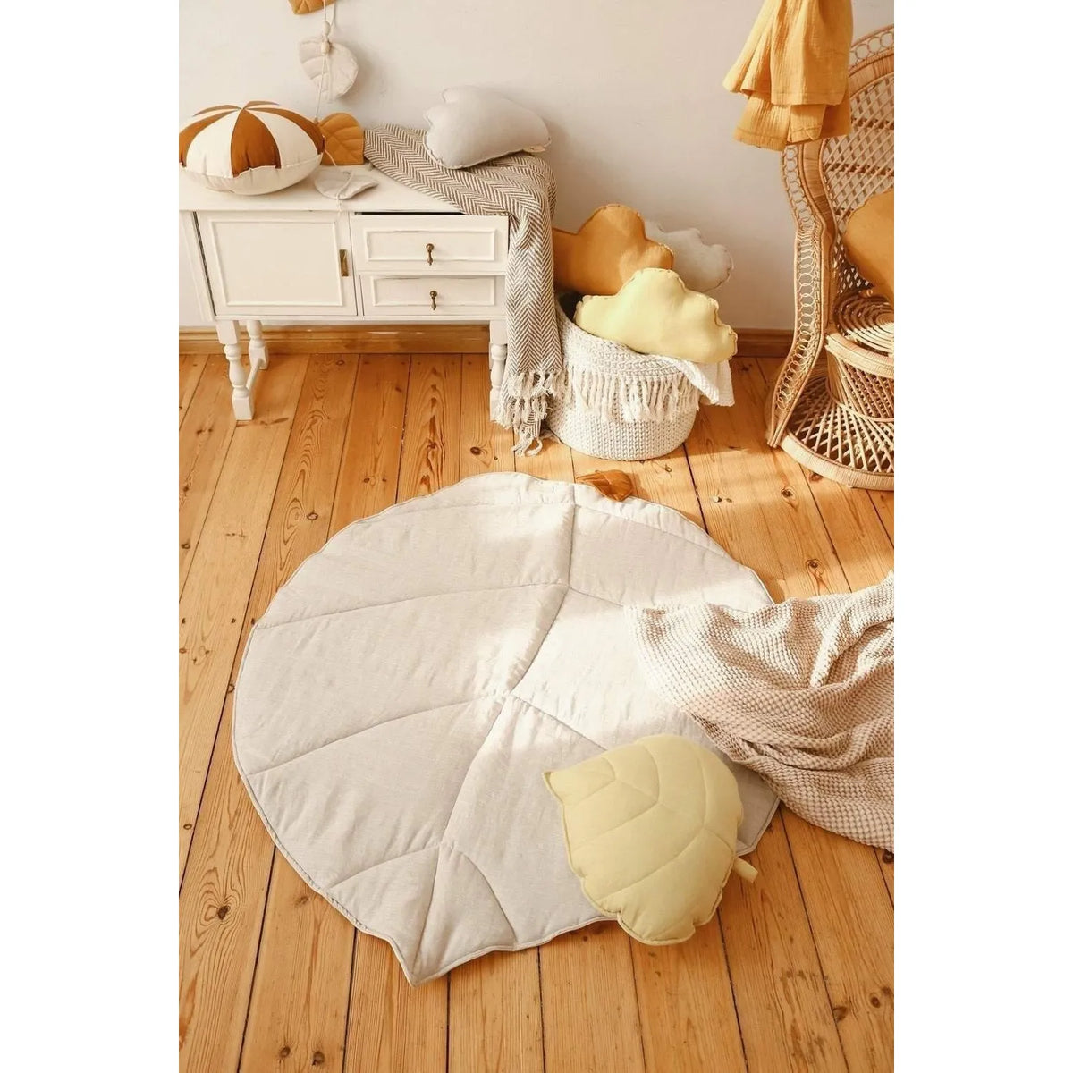 Piesková ľanová Podložka v Tvare Listu - Moi Mili - Podložky