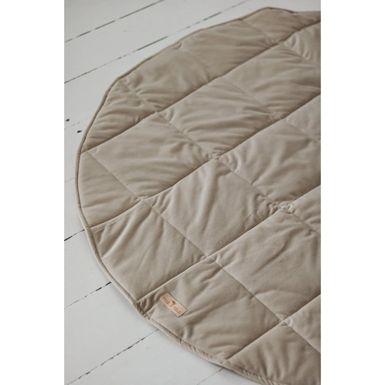 Velvet Pad in Soft Beige Color - Moi Mili - Pads