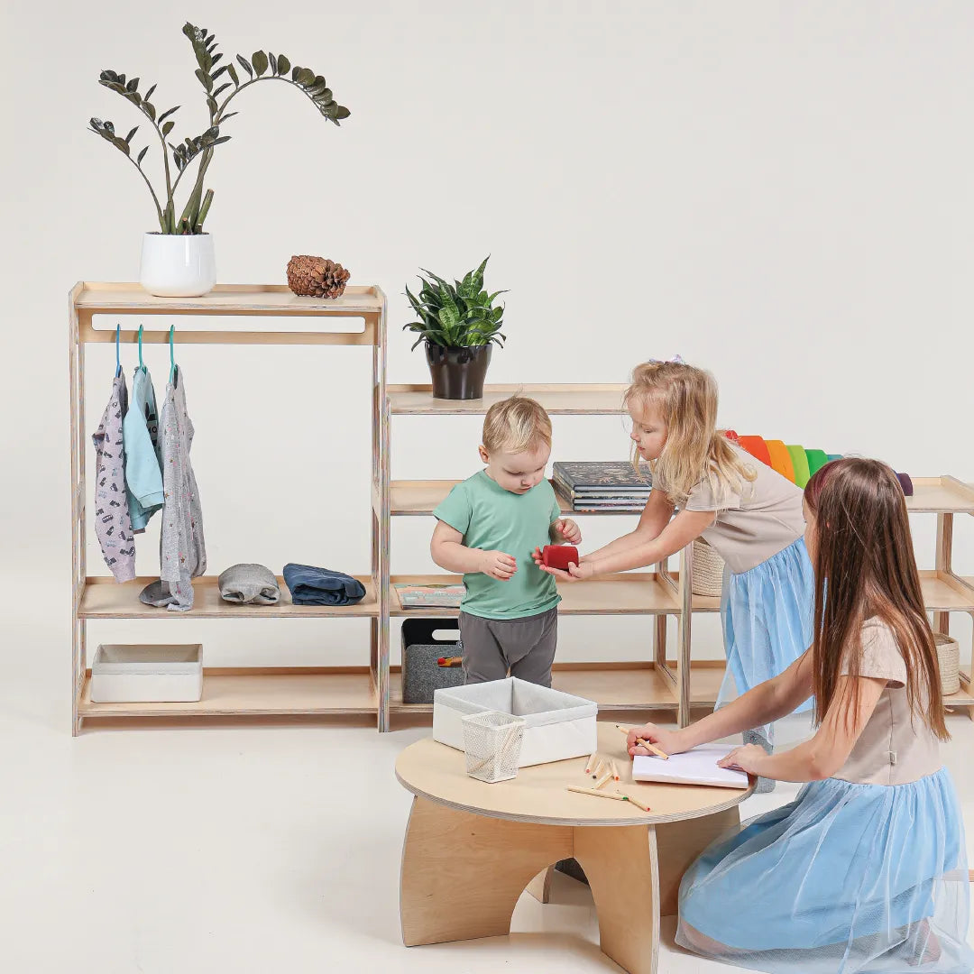 Table for Toddlers - Montessori Shelf - Katehaa