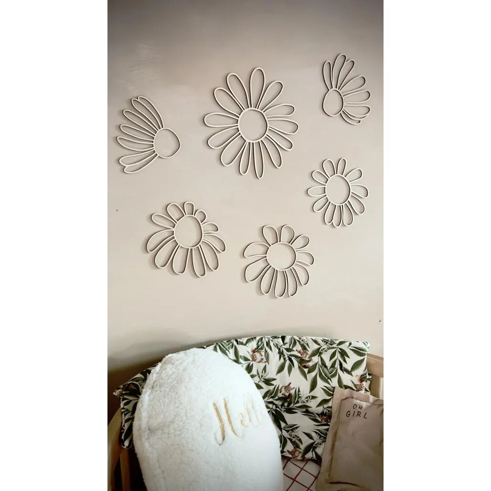 Set of 6 Wooden Daisy Flowers - One Line Style Wall Decoration Version 2 - Wall Mounted - Cut It Now