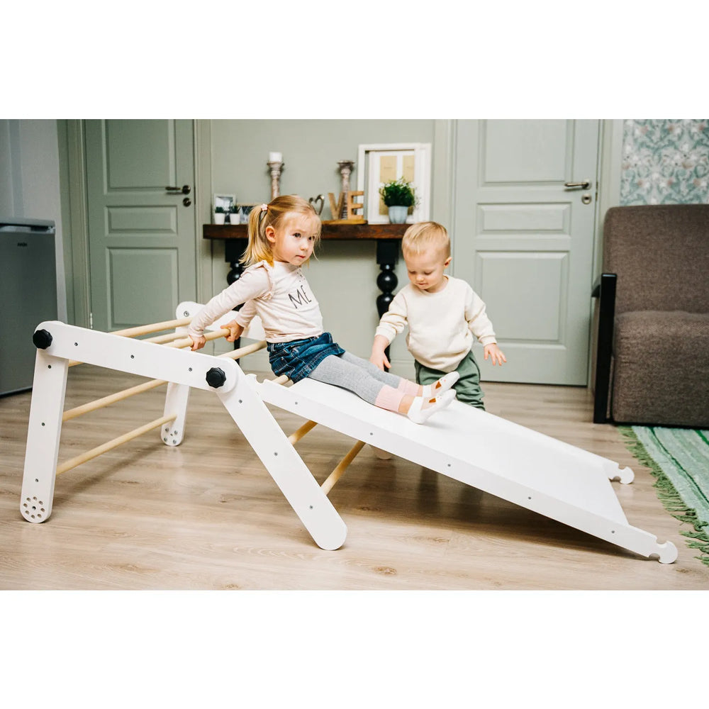 Montessori Triangle with Ramp - Family