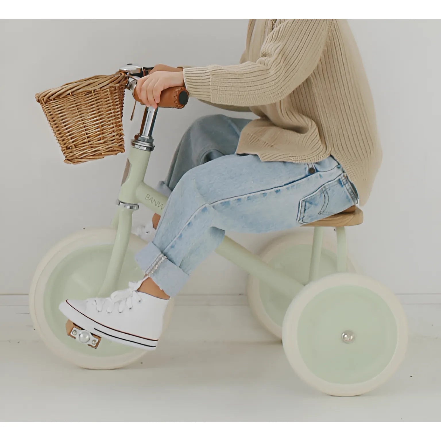 Triciclo Vintage Light Mint di Banwood per bambini –