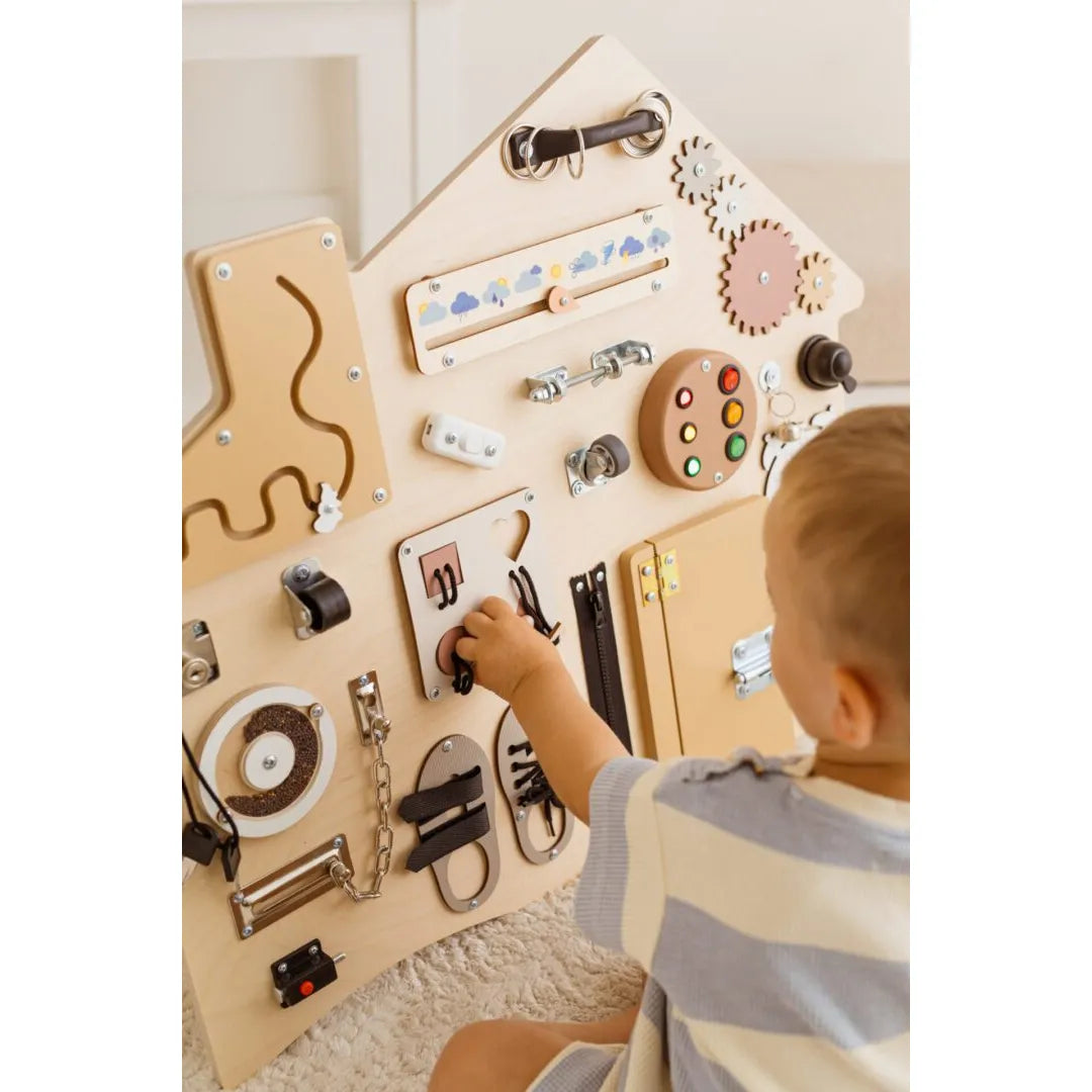 Xl Domček Manipulačná Tabuľa - Foxy Family