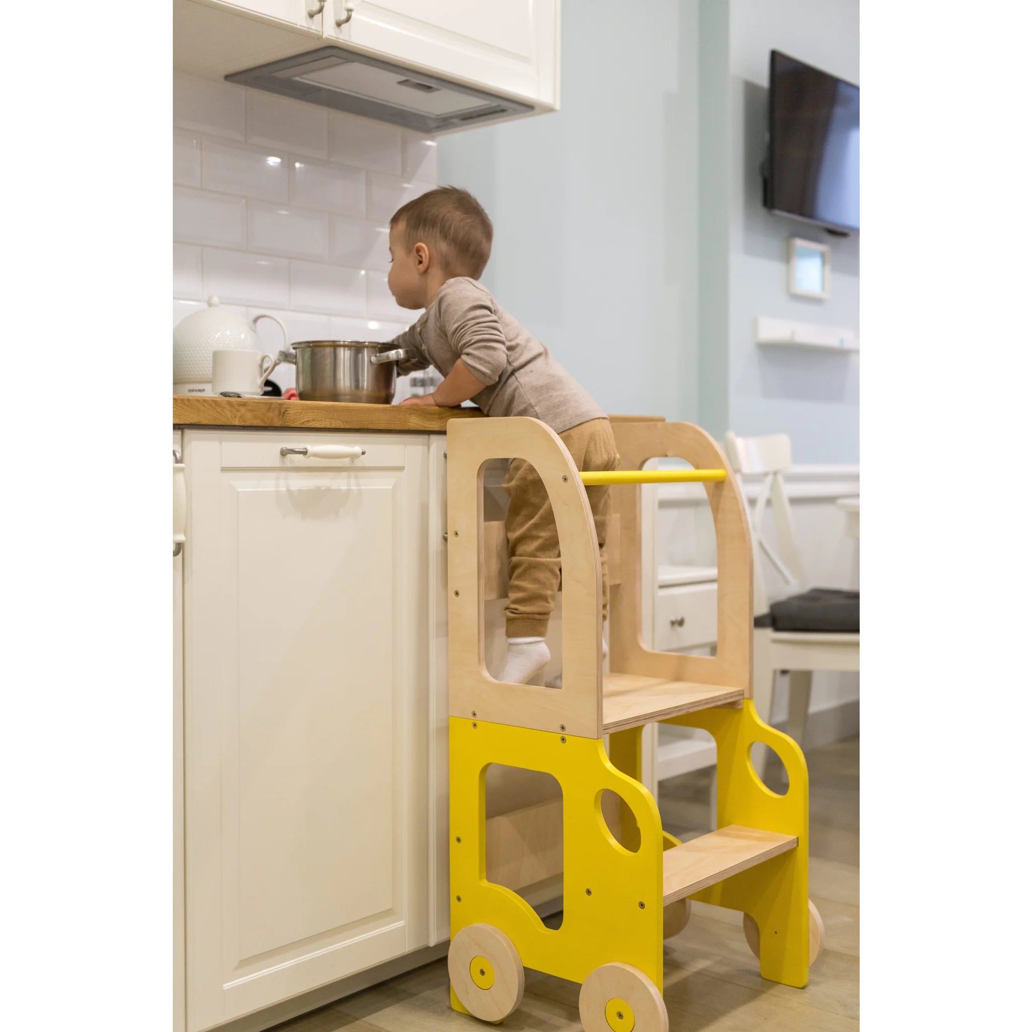 Zábavná Koliesková Učiaca Veža - Auto - Learning Tower - Family-scl