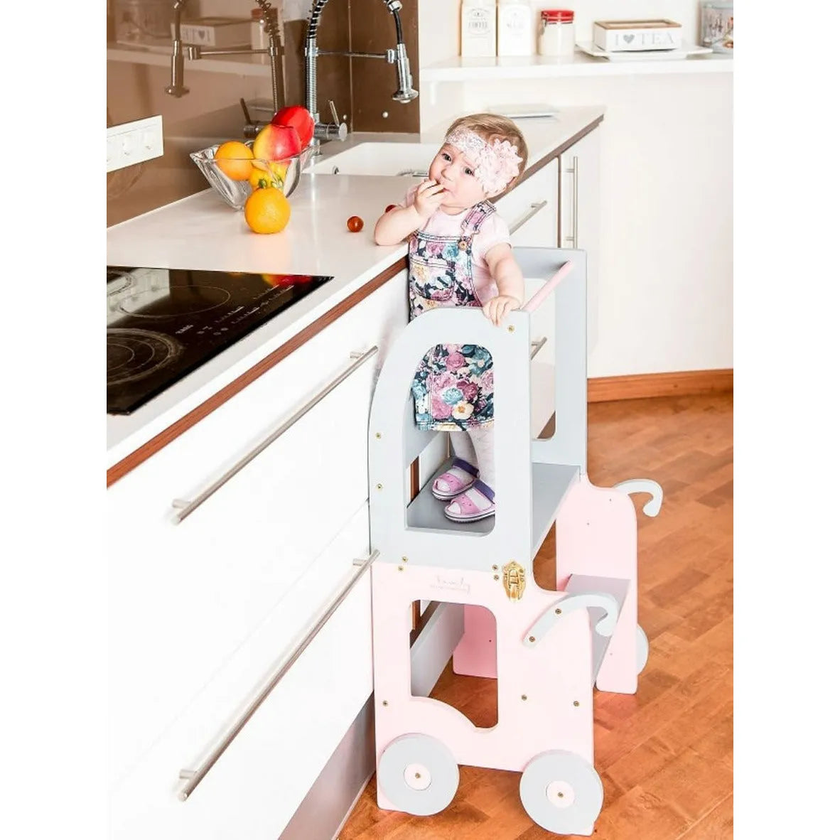 Fun Learning Tower - Trolley - Learning Tower - Family