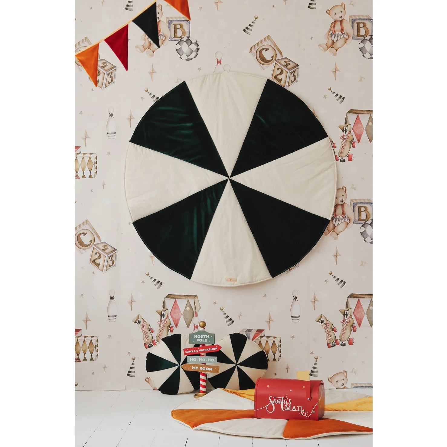 Gold Candy Christmas Round Patchwork Mat - Moi Mili - Mats
