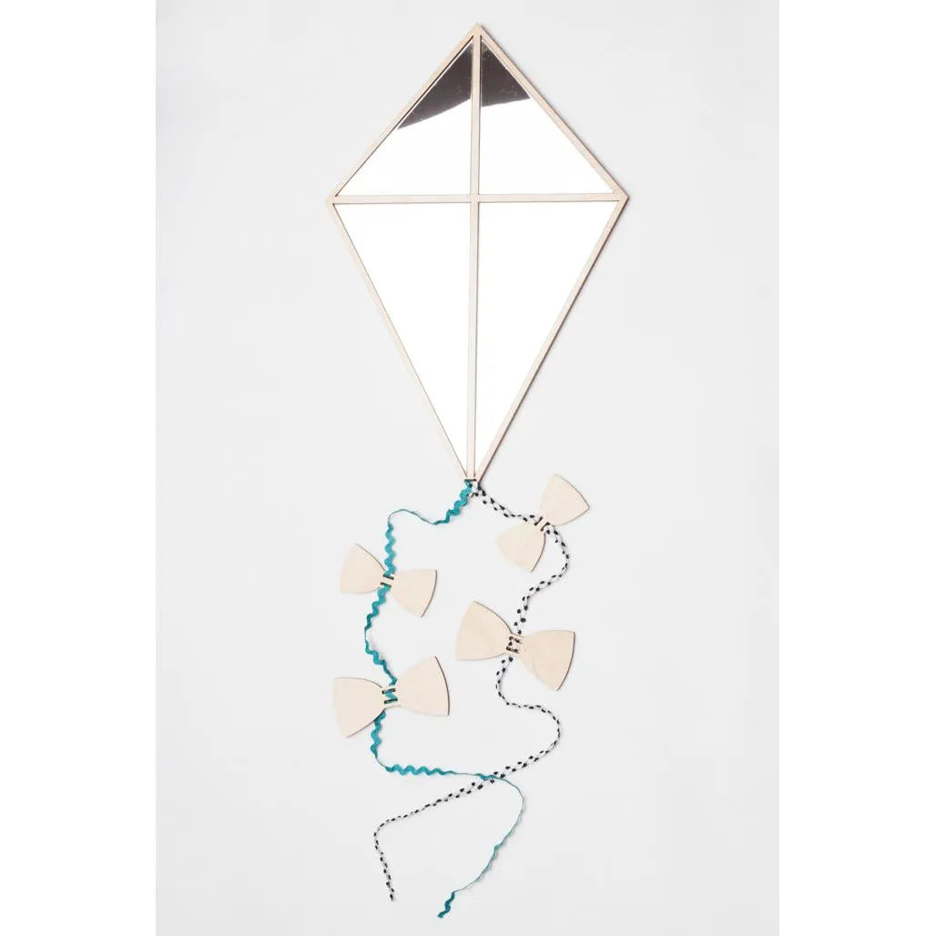 Kite Mirror - Safe Acrylic and Wooden Mirror for Kids - 32cmx21cm - Wall Decoration - Cut It Now
