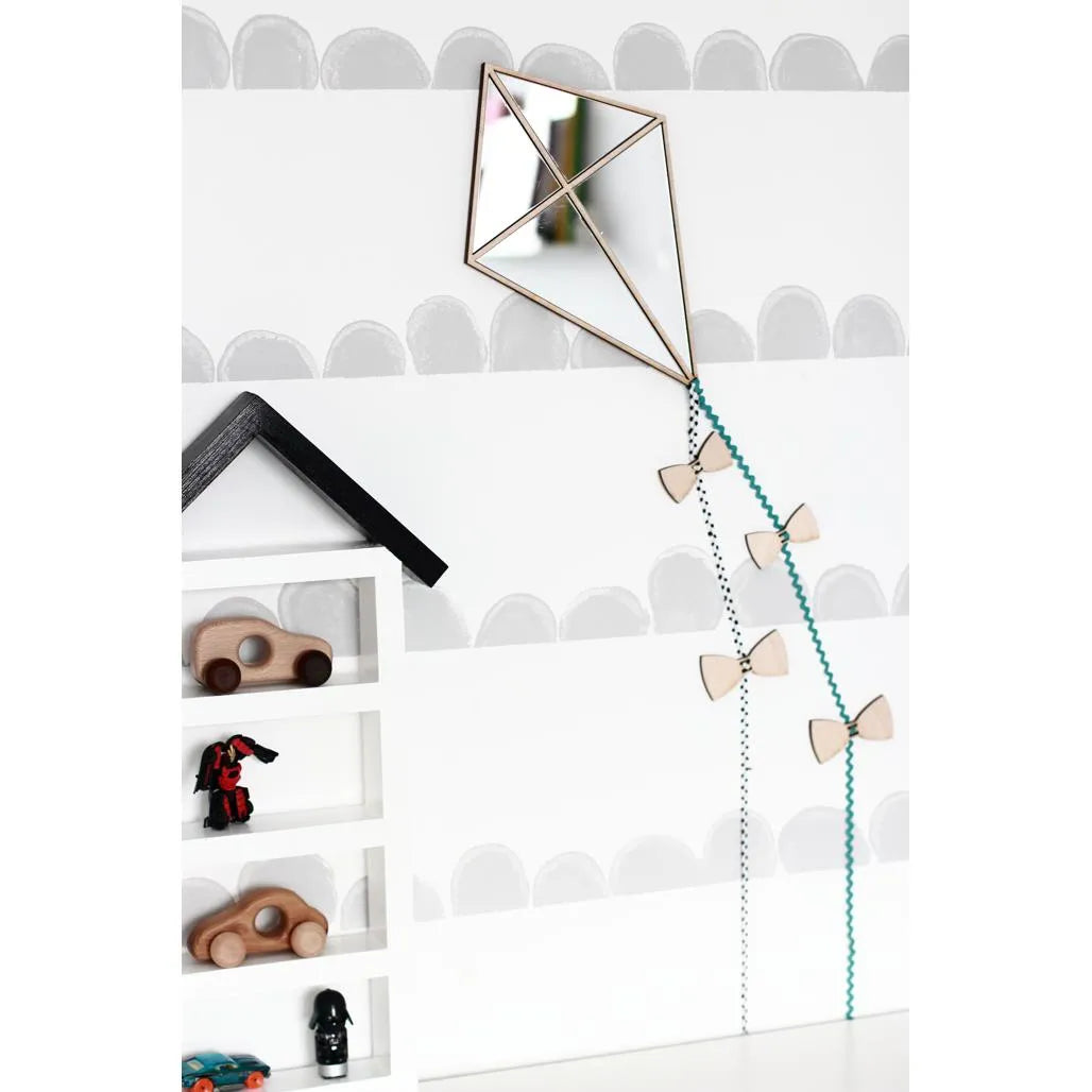 Kite Mirror - Safe Acrylic and Wooden Mirror for Kids - 32cmx21cm - Wall Decoration - Cut It Now