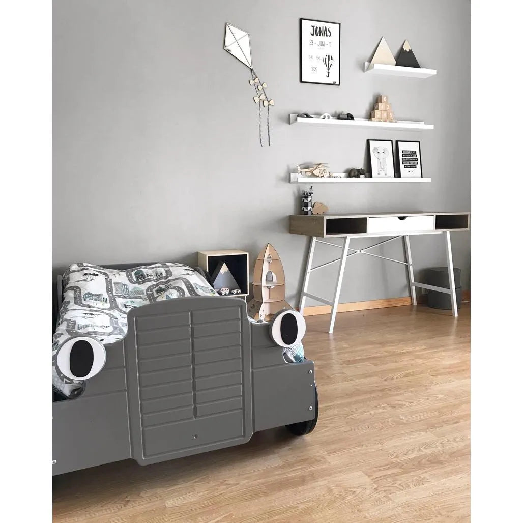 Kite Mirror - Safe Acrylic and Wooden Mirror for Kids - 32cmx21cm - Wall Decoration - Cut It Now